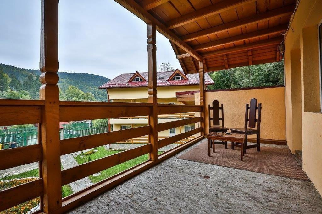Pensiunea La Padure Cheia, Prahova Hotel Măneciu Eksteriør billede
