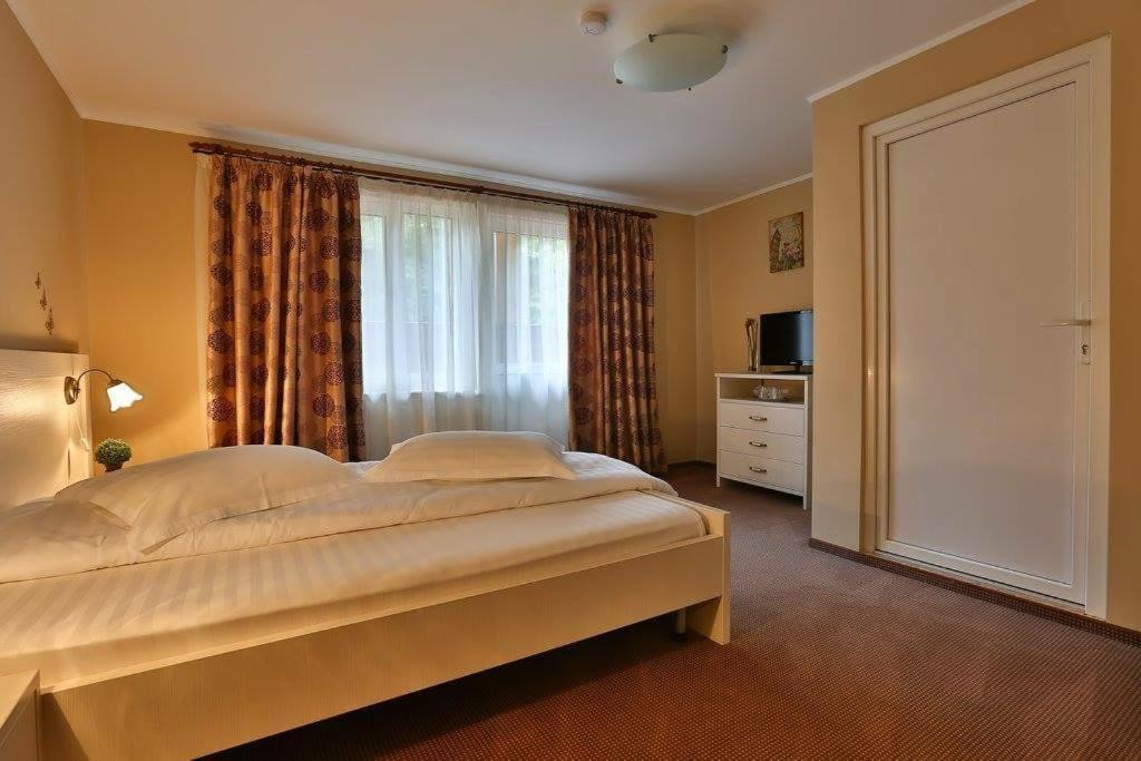 Pensiunea La Padure Cheia, Prahova Hotel Măneciu Eksteriør billede